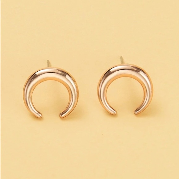 Makayla • Crescent Moon Stud Earrings - Picture 2 of 7